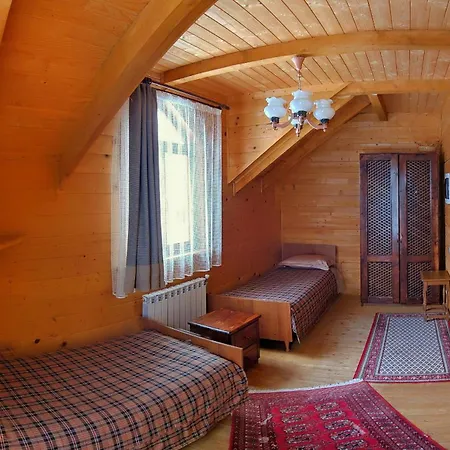 12 Months Estate Country house *