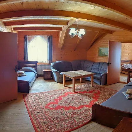 Landhuis 12 Months Estate Myslovka
